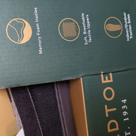 NEW Gold Toe Men’s Slippers Memory Foam Black Corduroy Indoor/Outdoor Med 8/9 - Picture 3 of 9